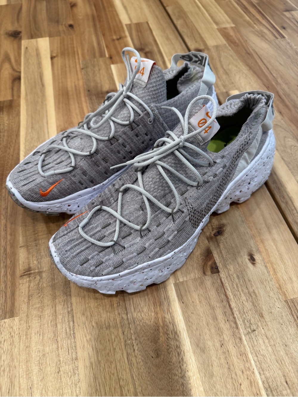 Nike Men’s Space Hippie 04 Light Gray Flyknit Sneakers with Orange Swoosh - Picture 2 of 7